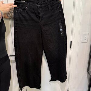 American Eagle Strigid Super High Rise Baggy Wide Leg Ankle